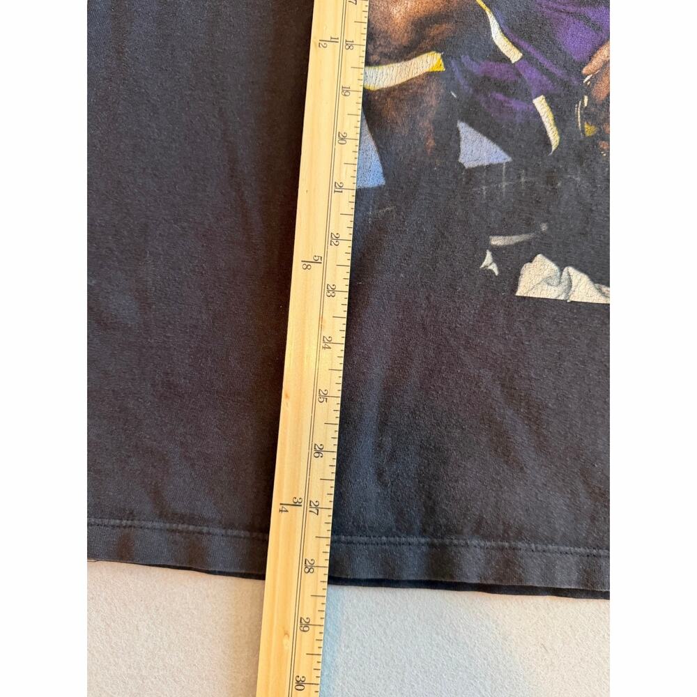Graphic Tee Black Purple Championship Trophy - Picture 6 of 6
